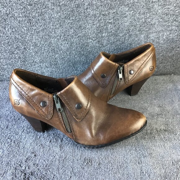 Born Distressed Brown Leather Booties Sz 8 - Picture 2 of 16